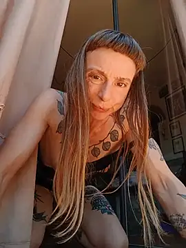 Sexwestworld's Live Chat Room