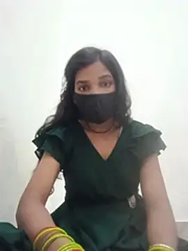 Desi_Couple_P Live chatroom