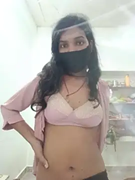 ห้องแชทสดของ Desi_Couple_P
