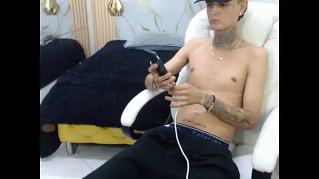 ห้องแชทสดของ benjamin_anthony