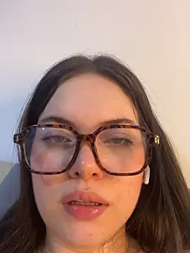 Živá chatovací místnost alyabelova