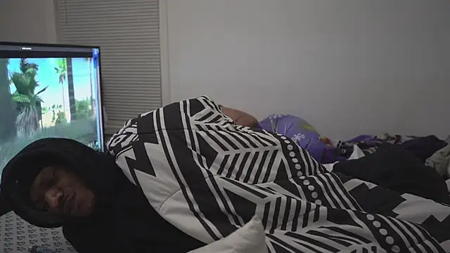 Chat soba uživo modela Live5iveTv