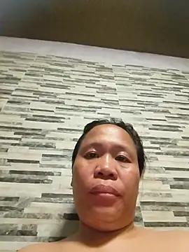 squirtshantal লাইভ চ্যাট রুম