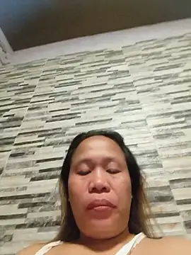 Živá chatovací místnost squirtshantal