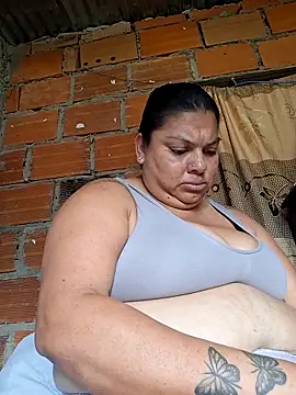 Juli_Powl Cameră chat live