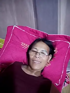 Živá chatovací místnost toyo_668