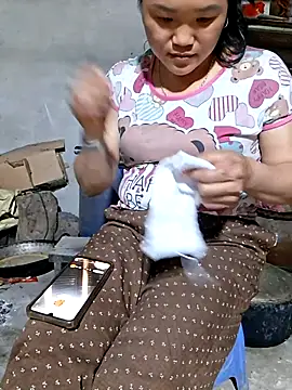 חדר צ'אט בשידור חי של nelina_12345