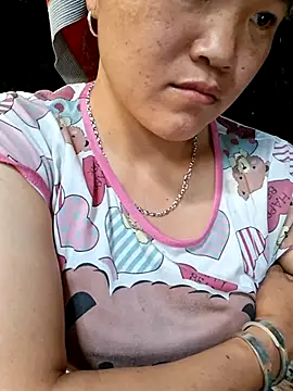 nelina_12345's Live Chat Room