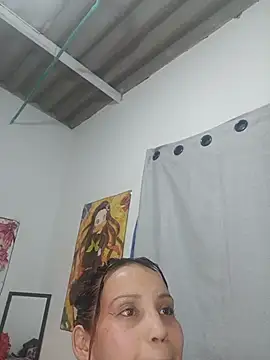 Živá chatovací místnost valeriahot_96
