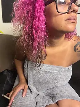 Chat ao vivo de VelvetVixen_735