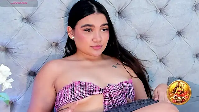 LiiaBloom's Live Chat Room