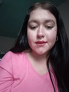 Fiery_Mia Adlı Modelin Canlı Sohbet Odası