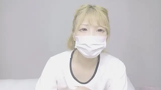 Sala de chat en directo de nene_sakurada