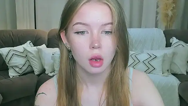 Chat soba uživo modela Violetta__Dreams