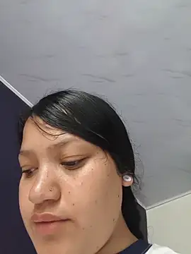 Bloom_Dahlia Live Chatraum