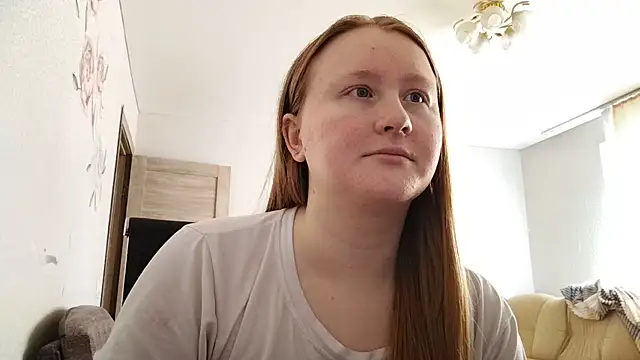 AnikaLipps чат на живо