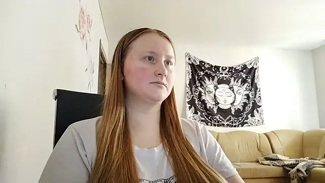 AnikaLipps – live chatrum