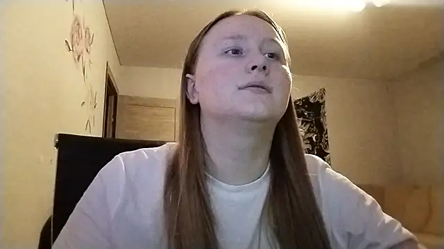 AnikaLipps élő chatszobája