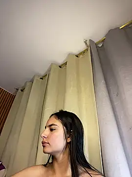 scarleth_zin's Live Chat Room