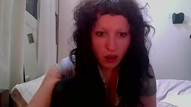 rhizomata Live chatroom