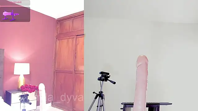غر فة دردشة _MiLa_Dyva المباشرة