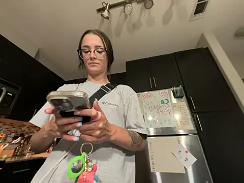 ash10alex Live chatroom