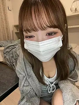 -HINAchan-'s Live Chat Room
