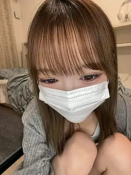 -HINAchan-'s Live Chat Room