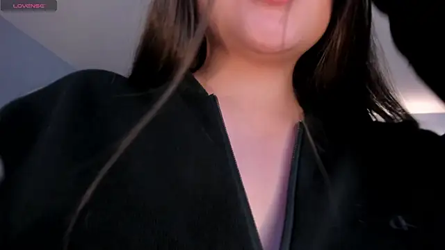 AmyRosse_X Adlı Modelin Canlı Sohbet Odası