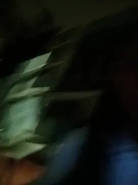 Chat soba uživo modela kiki_milu