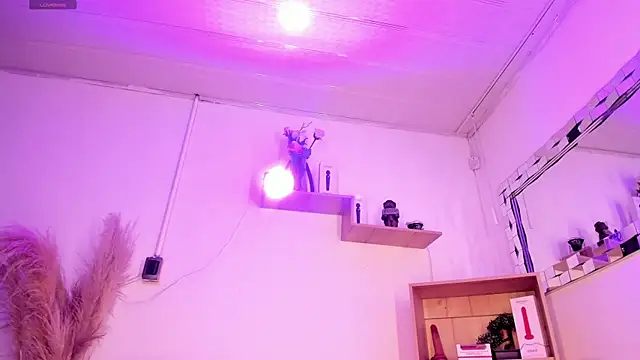 Živá chatovací místnost Tylla__