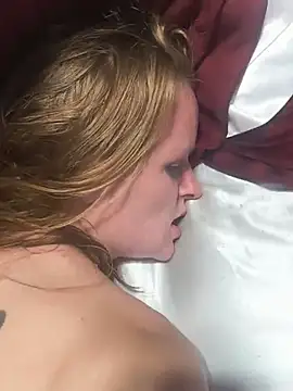 redslovestofuck লাইভ সেক্স ক্যাম শো