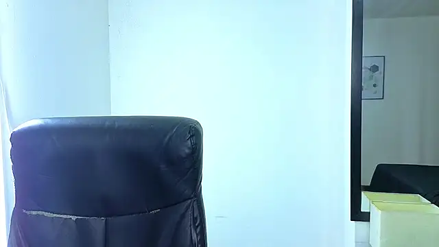 goodgirlxxl's Live Chat Room