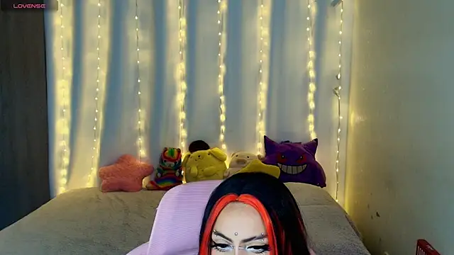 Živá chatovací místnost maliciaXpoison