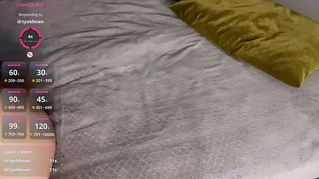 חדר צ'אט בשידור חי של AmandaBales