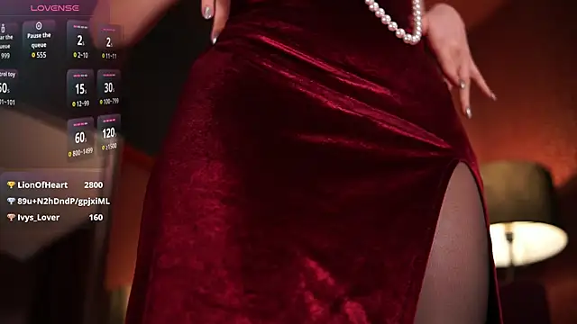 VinylKiss Adlı Modelin Canlı Sohbet Odası