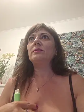 SaraGina Live Chatraum