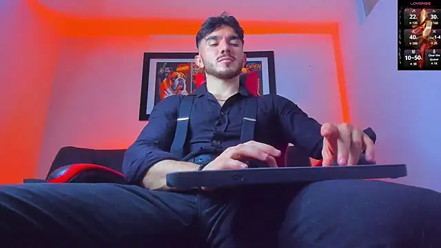 הופעת סקס קאם בשידור חי של Dante_Blake1