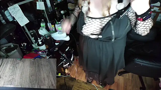 Sinstresshemlock Live Chatraum