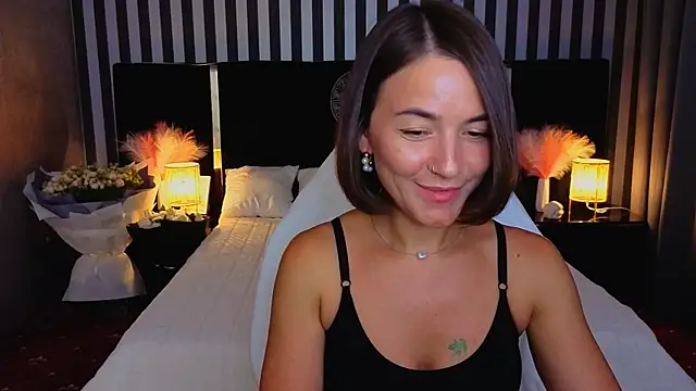 חדר צ'אט בשידור חי של GracefulMichelle