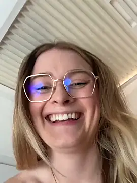 melanieTesss Live Chatraum