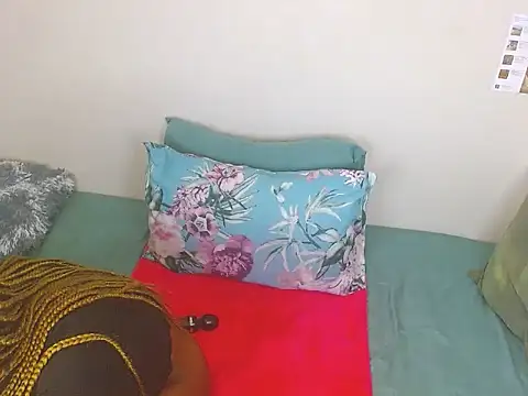 Živá chatovací místnost ChocoSlenderXXX