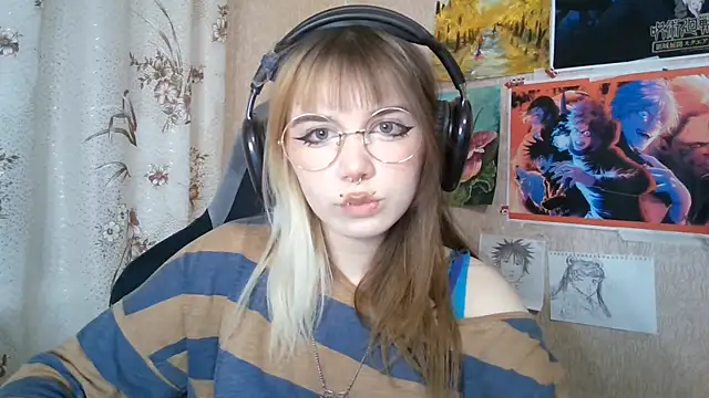 MilaTyan – live chatrum