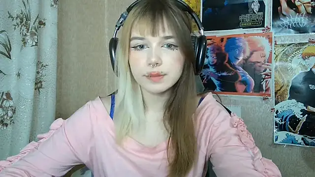 Chat soba uživo modela MilaTyan