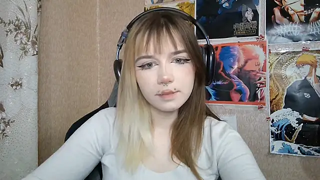Chat soba uživo modela MilaTyan