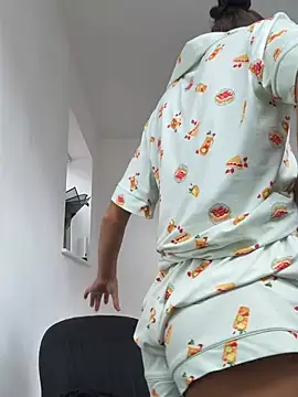 Amberbanxx's Live Chat Room
