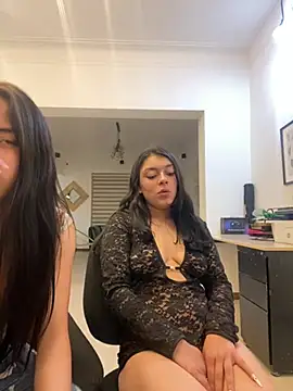 Lummii_ Adlı Modelin Canlı Sohbet Odası
