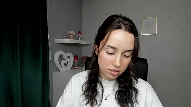 AdeleSolo's Live Chat Room