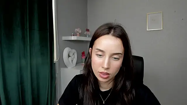 Онлайн чат AdeleSolo