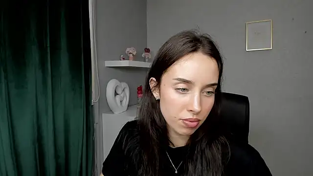 AdeleSolo чат на живо